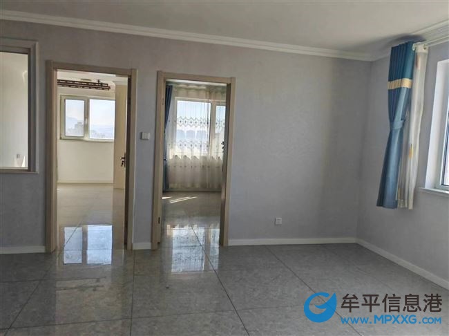 水漾花城短住婚房，產(chǎn)證95.69平三室二廳一衛(wèi)出售