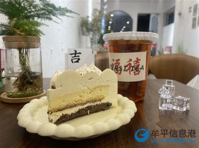 營業(yè)中的奶茶酒吧店轉(zhuǎn)讓